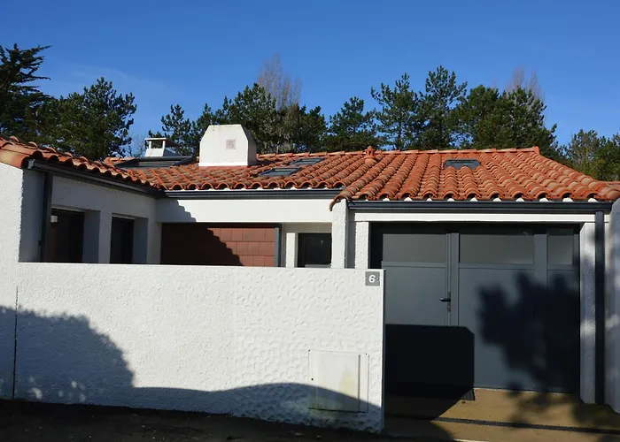 Maison Paisible Proche Plage, Moderne, Jardin Et Parking Prive - Fr-1-323-482 בית נופש